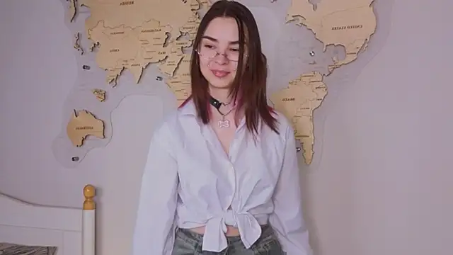 EddieChery Adlı Modelin Canlı XXX Sohbeti