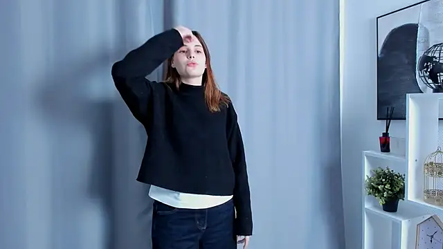 OletaSittner Adlı Modelin Canlı XXX Sohbeti