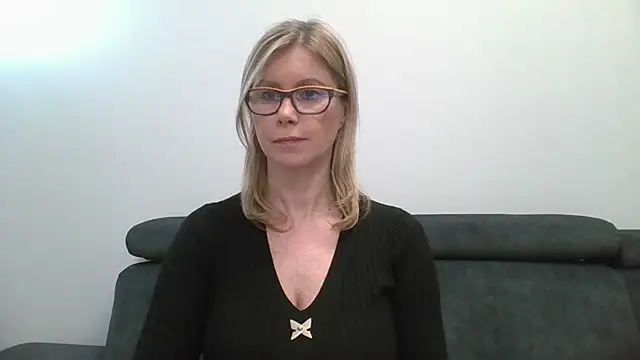 DoreenSexy Adlı Modelin Canlı XXX Sohbeti