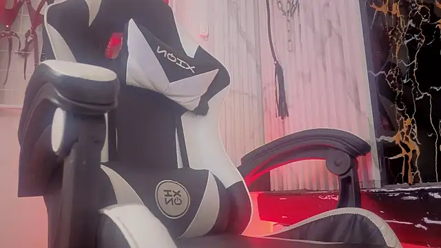 Chat XXX ao vivo de Guxplo_