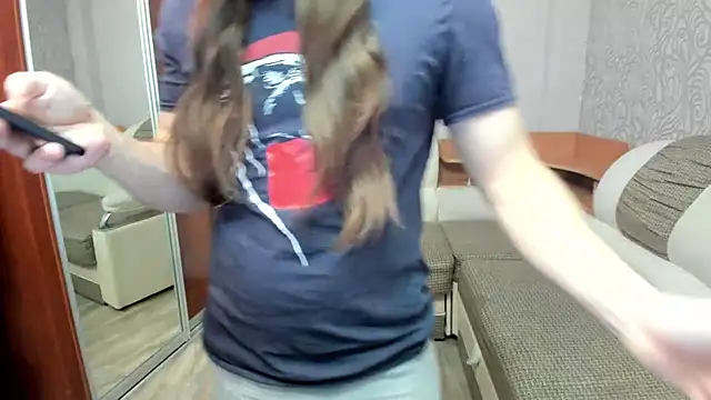 AlansonofDaddy 现场XXX聊天