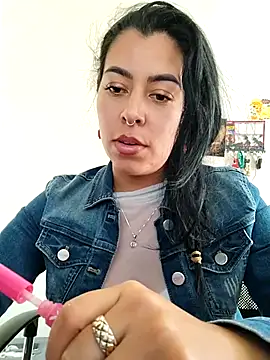 Luianna Live XXX-chat