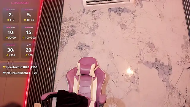 elena_wolffのライブXXXチャット