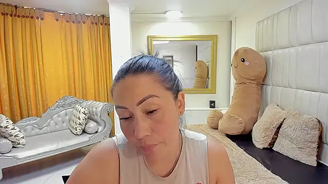 gaby_trent 现场XXX聊天