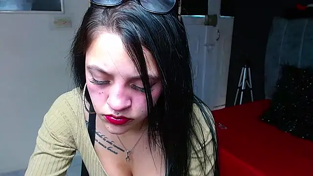 دردشة Violettasquirt الجنسية المباشرة