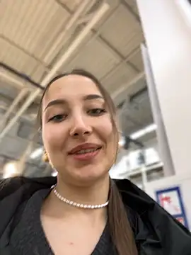 ICrazyOneIRL 现场XXX聊天