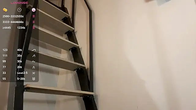 EIeniVanwart 라이브 XXX 채팅