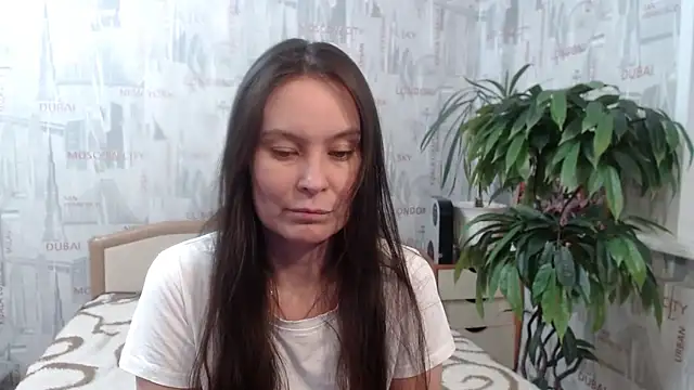 GinaQSoulのライブXXXチャット