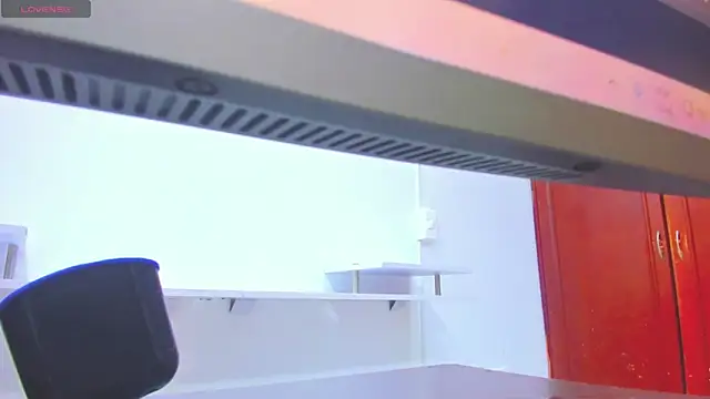 emma_purple_'s Live XXX Chat