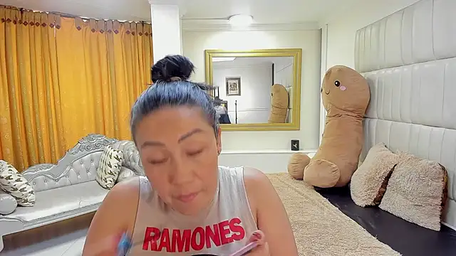 gaby_trent's Live XXX Chat