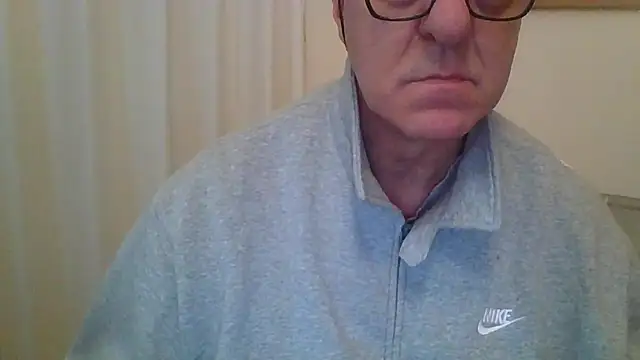 ANONIMO7735 即時 XXX 聊天