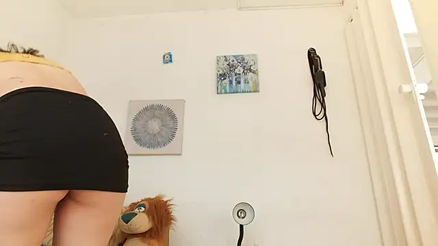 CarolineAikos Adlı Modelin Canlı XXX Sohbeti