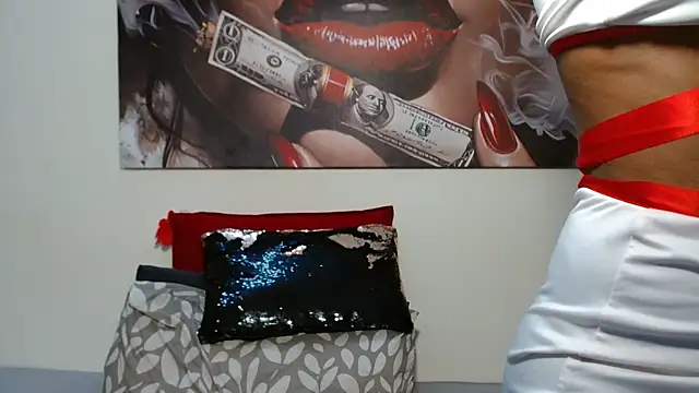 Moreish-06 Adlı Modelin Canlı XXX Sohbeti