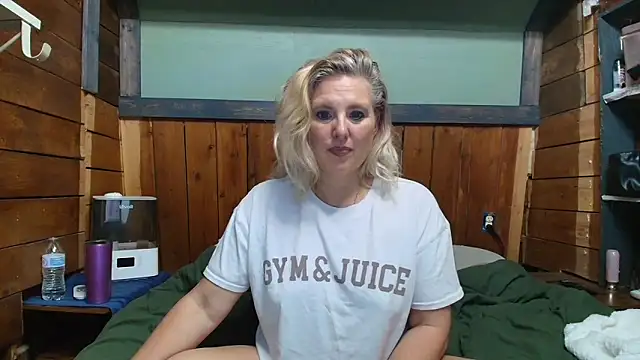 lisaxlovexxx 现场XXX聊天