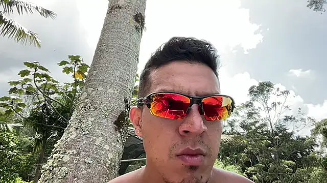 Chatroom XXX en direct de Frank_heaven01