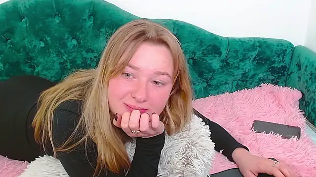 Chatroom XXX en direct de VladaHotxx