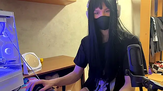 Akim_exe_UwU_femboy: вебкам-шоу