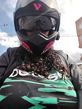 Chatroom XXX en direct de You-sexy-starr