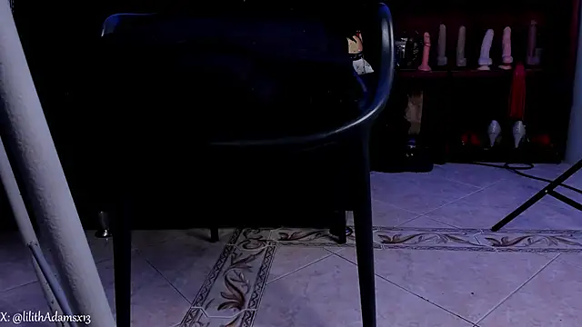 lilith-deveraux 现场XXX聊天