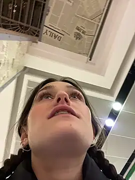 Онлайн чат XXX Mia_Mia_M