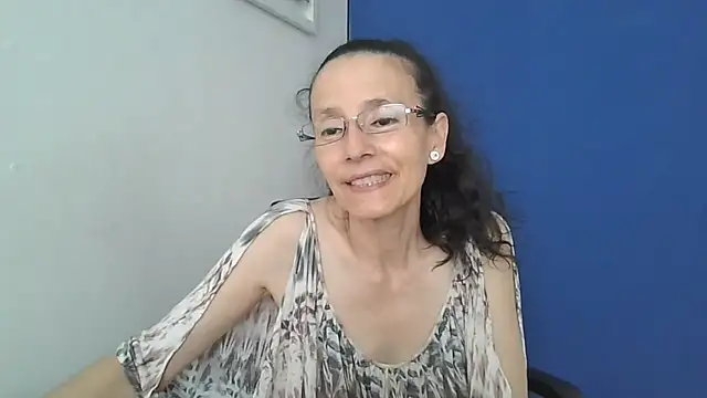 AuroraLatin's Live XXX Chat