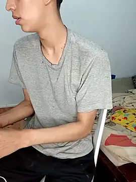 Alayn_sexy_ayesのライブXXXチャット