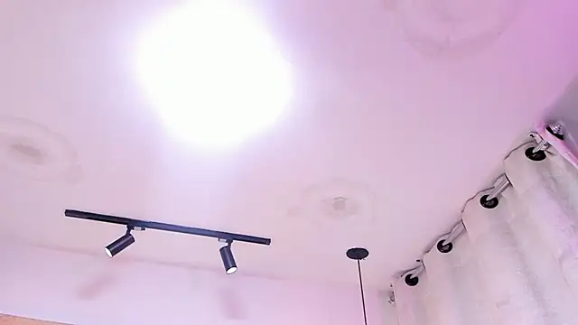 BrendaFernandez_ 现场XXX聊天