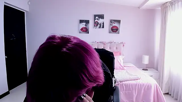 Bela_Craxkerr Show Webcam