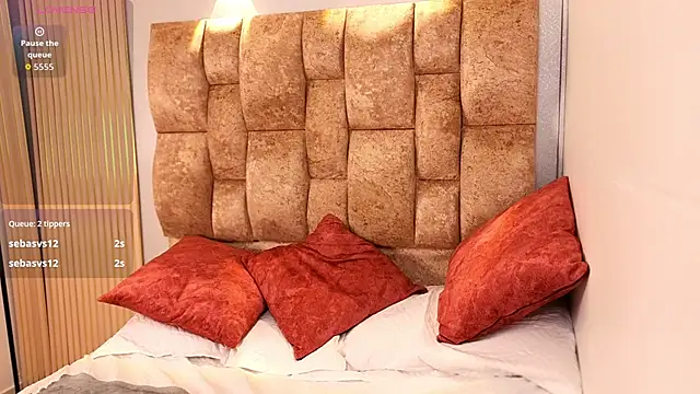 Chat XXX en directo de shannon_red_