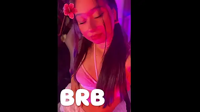 Kassandra_FoxxxのライブXXXチャット