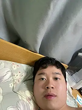 Pokazy przed kamerką – simonshulker