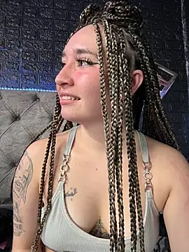 Chatroom XXX en direct de Sophie_LS