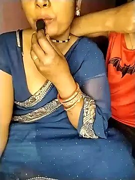 Secret_Couple_X's Webcam Show