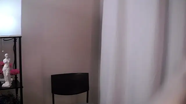 TemikaAltvater élő XXX-chatje