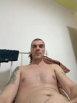 DOMINATOR_SIR-MASTER élő XXX-chatje