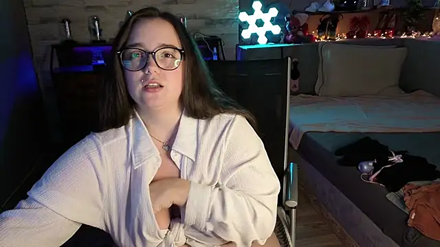 Kimberly-Caprice élő XXX-chatje