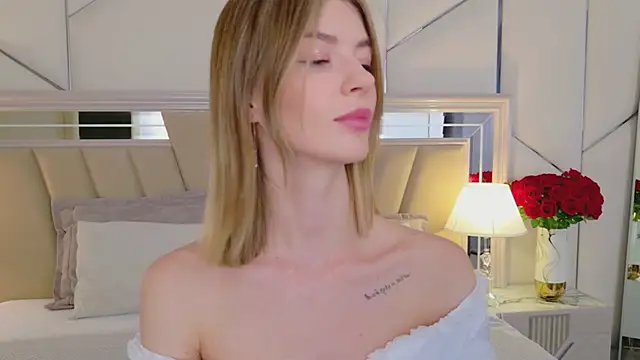 MeganMour's Webcam Show