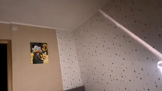 Kiaicatie élő XXX-chatje