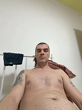 Chatroom XXX en direct de DOMINATOR_SIR-MASTER