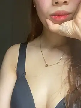 Mary_006 élő XXX-chatje