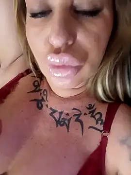 MiaMooly Webcam-Show