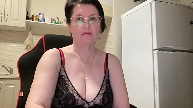 _HotMilfPussy_ Webcam-Show