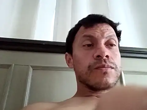 salchichon_69 Show in webcam