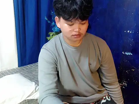 Rain_cum 网络视讯表演