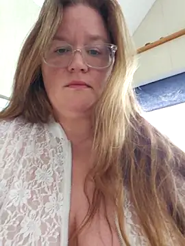 Love86Emily's Webcam Show