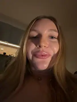 Онлайн чат XXX bbysonia