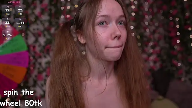 XXX chat uživo modela Petite_Polly