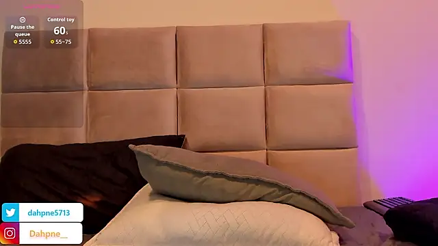 Daphne___ Webcam Show