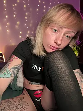 Онлайн чат XXX haileyhope_