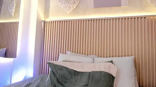 daiana_curly Pertunjukan Webcam